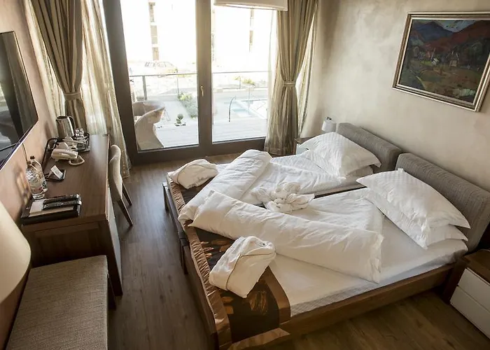 Calendula Ayurvedic & Medical