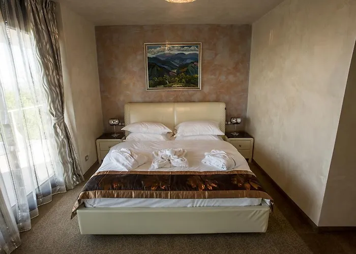 Calendula Ayurvedic & Medical シオーフォク