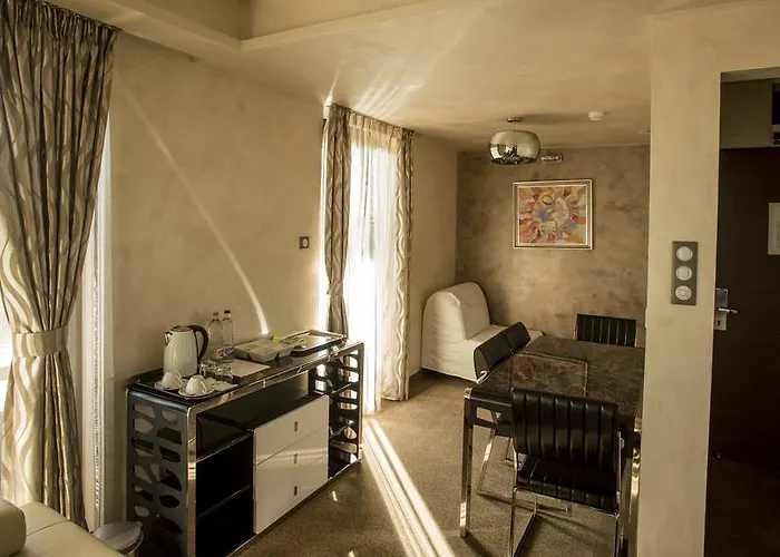 Calendula Ayurvedic & Medical 4*