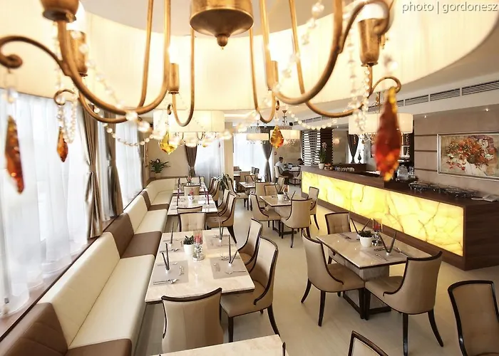 Calendula Ayurvedic & Medical ホテル 4*