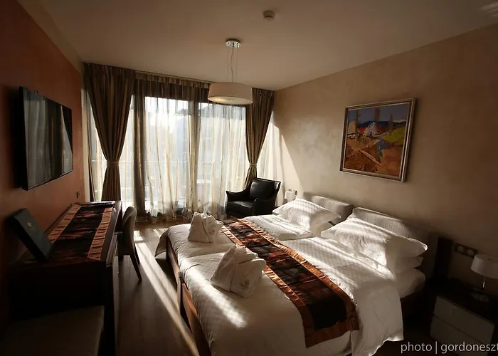 Calendula Ayurvedic & Medical 4* シオーフォク